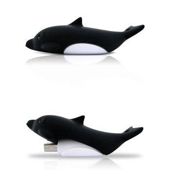 яФлэш-драйв Bone FD-8GB/B_Dolphin/Bk дельфин черный силиконовый (25х63х18мм)