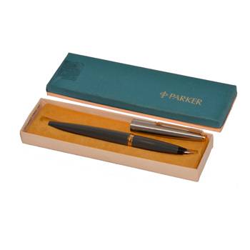 Перьевая ручка Parker 45, в оригин. коробке с инстр., + конвертер, 1970-е г., перо F, арт. 12