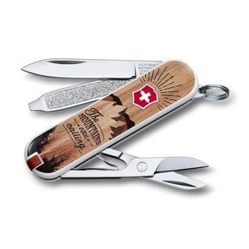 яНож-брелок Victorinox 0.6223.L1604 Classic "The Mountains are Calling" 58мм
