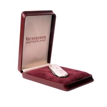 Нож Victorinox 0.6200.57 Bethel White, 58мм, рукоять натуральный гранит