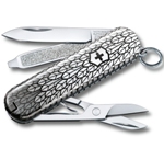 Нож-брелок Victorinox 0.6223.L2102 Classic "Eagle Flightt"  58мм