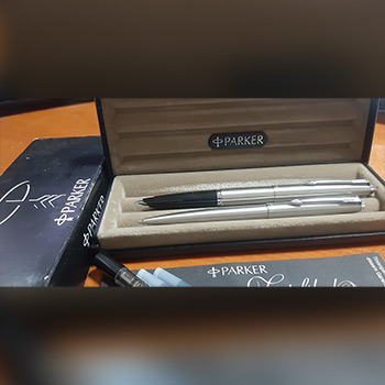 Набор Parker 45: перьевая ручка + шариковая, 1970-е гг., перо М, нерж. сталь, новая, арт. Р4