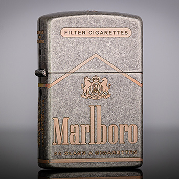 Зажигалка Zorro серебристая с гравировкой Пачка Marlboro